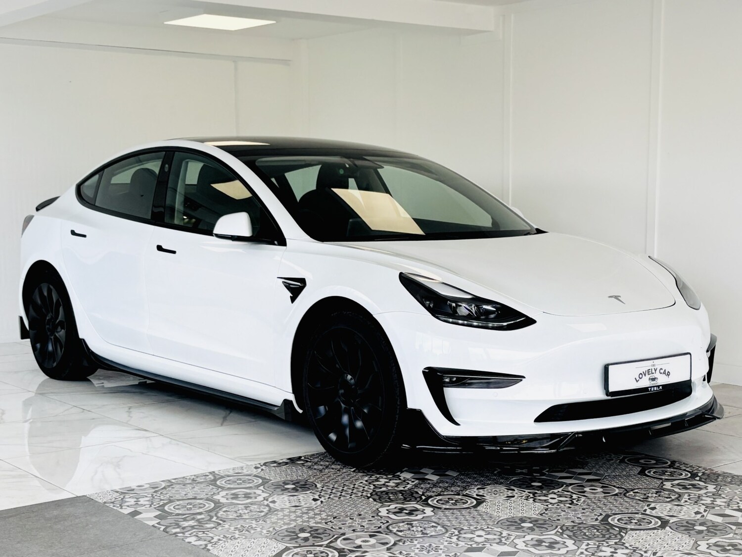 Used Tesla Model 3 2021 for sale - 77363582: Photo 6