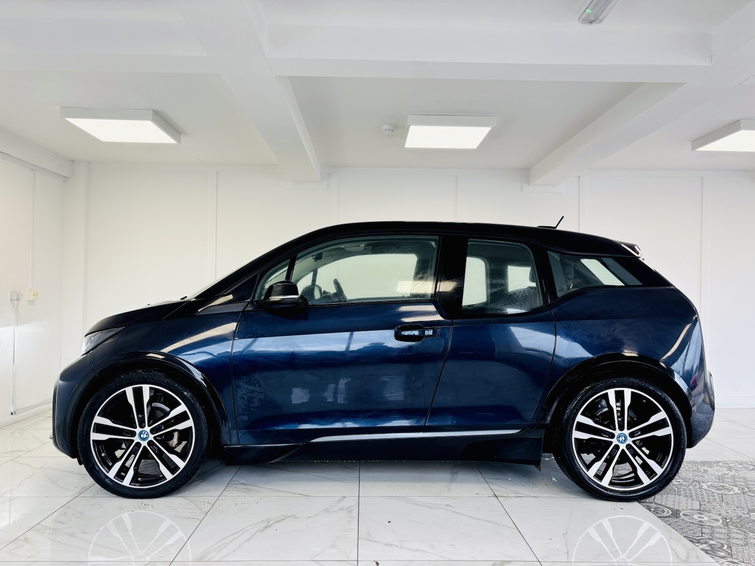Used BMW i3 2019 for sale - 77781593: Photo 11