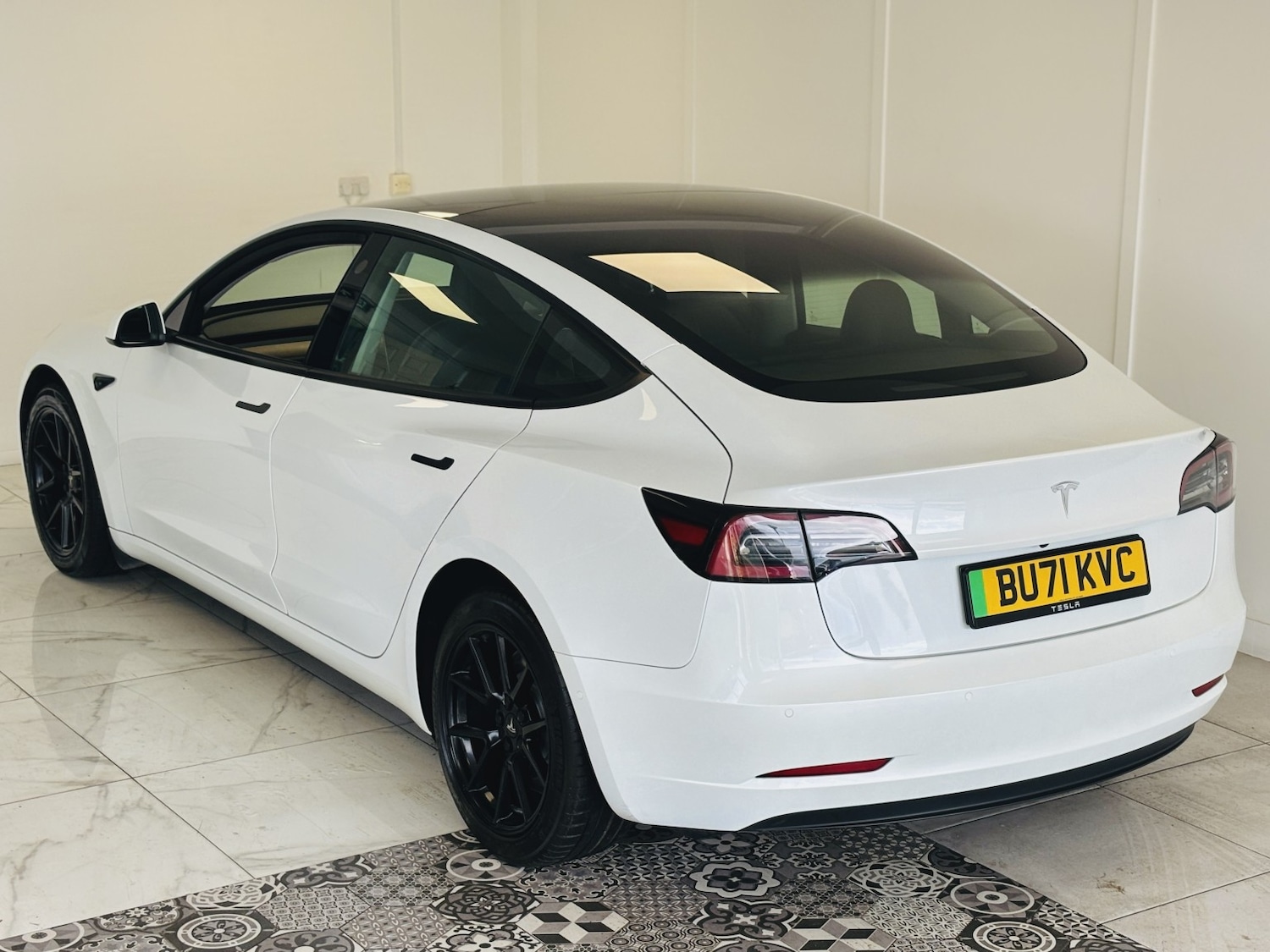 Used Tesla Model 3 2021 for sale - 78064173: Photo 5