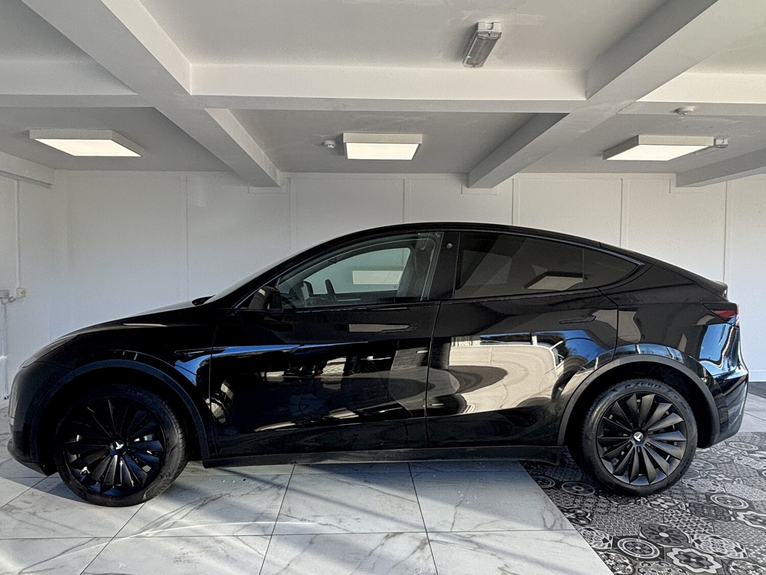 Used Tesla Model Y 2024 for sale - 77603418: Photo 9