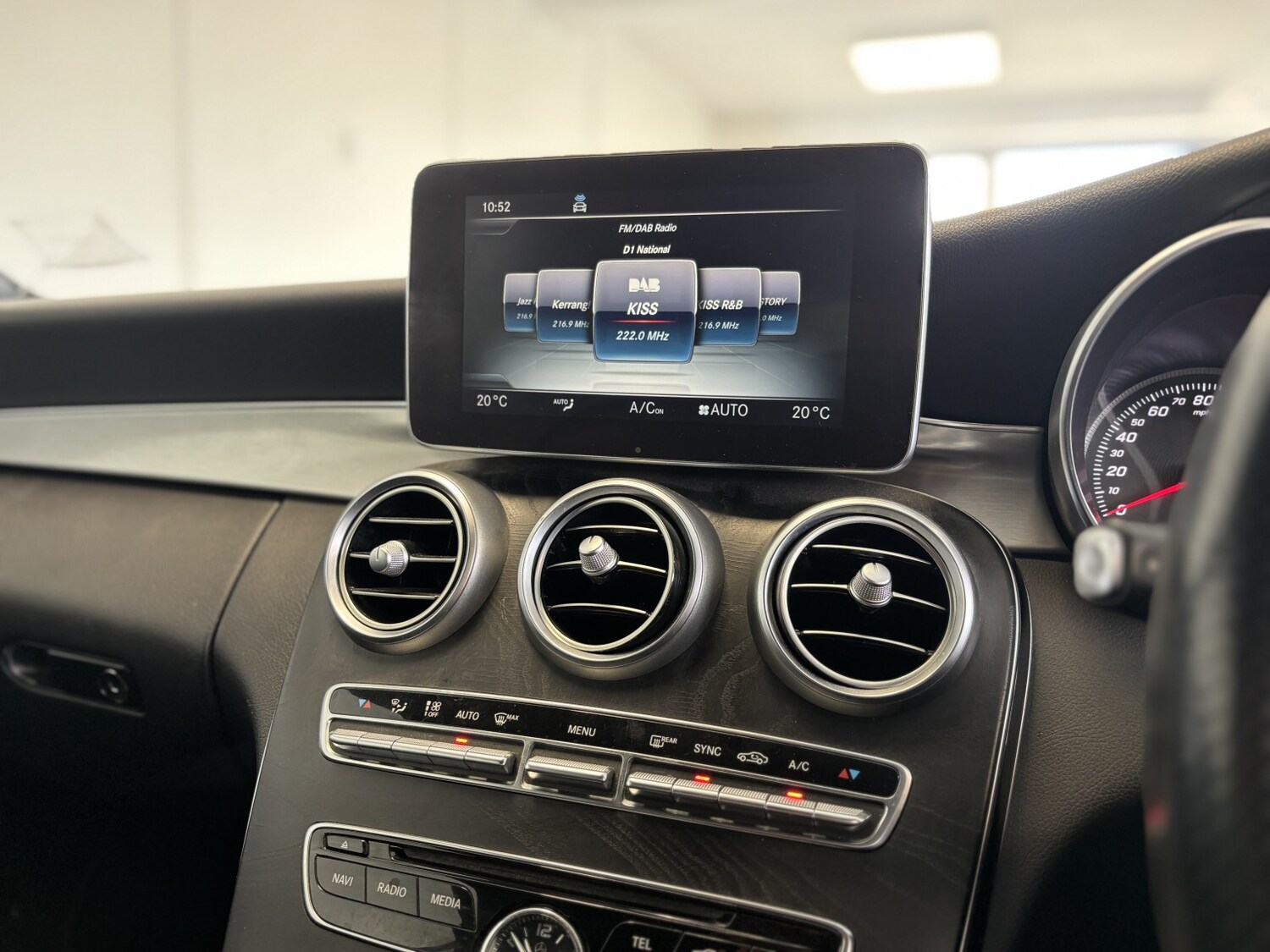 Used Mercedes-Benz C Class 2016 for sale - 78176119: Photo 18