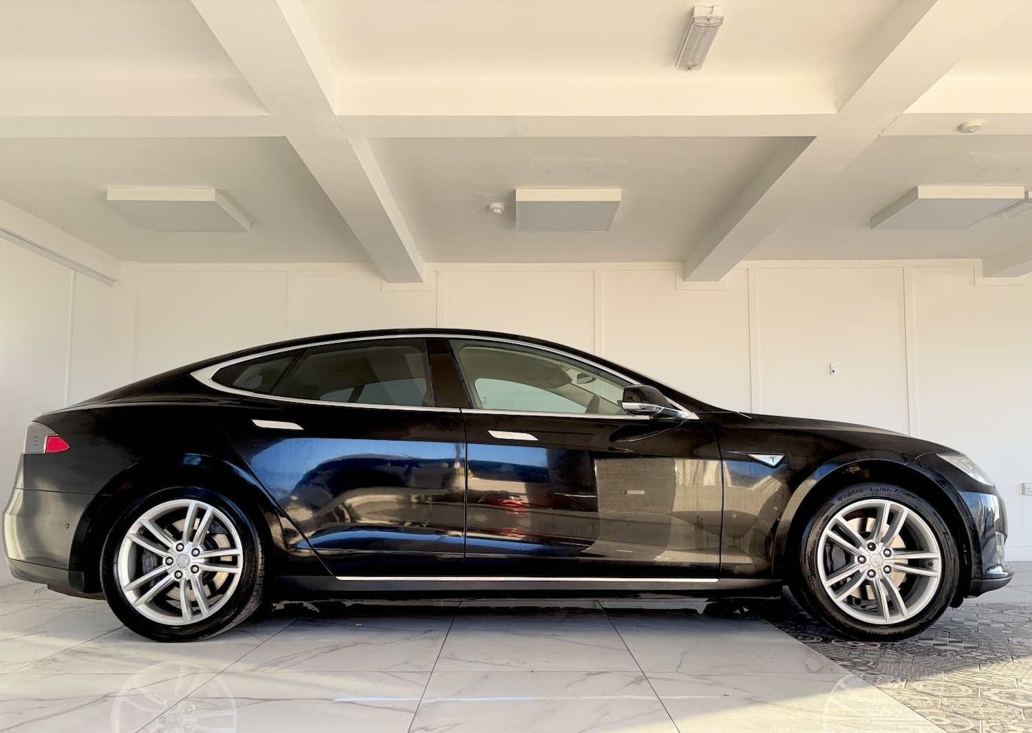 Used Tesla Model S 2014 for sale - 77251305: Photo 6