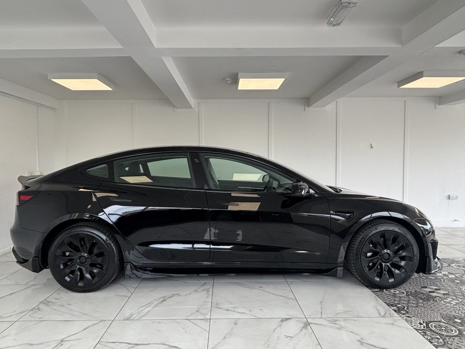 Used Tesla Model 3 2021 for sale - 77282684: Photo 8