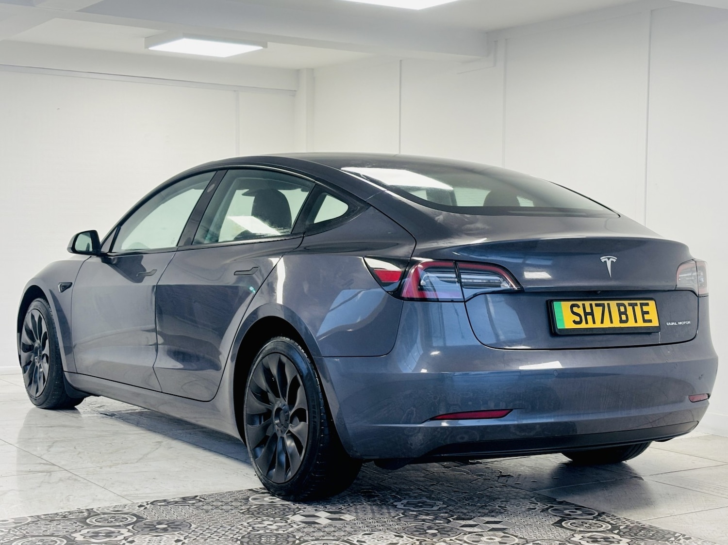 Used Tesla Model 3 2021 for sale - 77251215: Photo 7