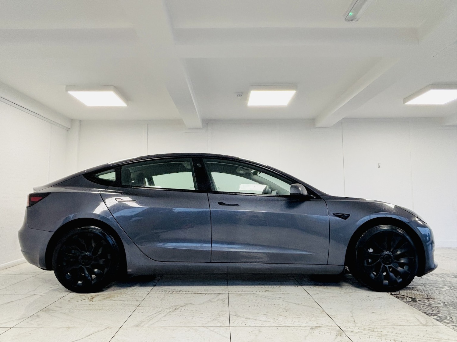 Used Tesla Model 3 2021 for sale - 77251215: Photo 9