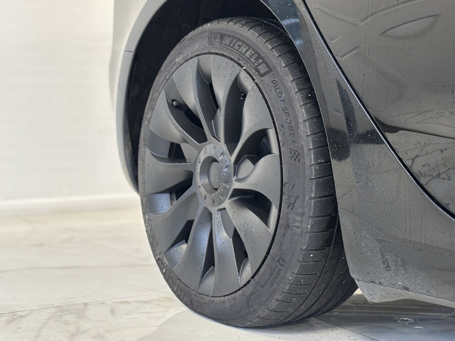 Used Tesla Model 3 2021 for sale - 77453329: Photo 17