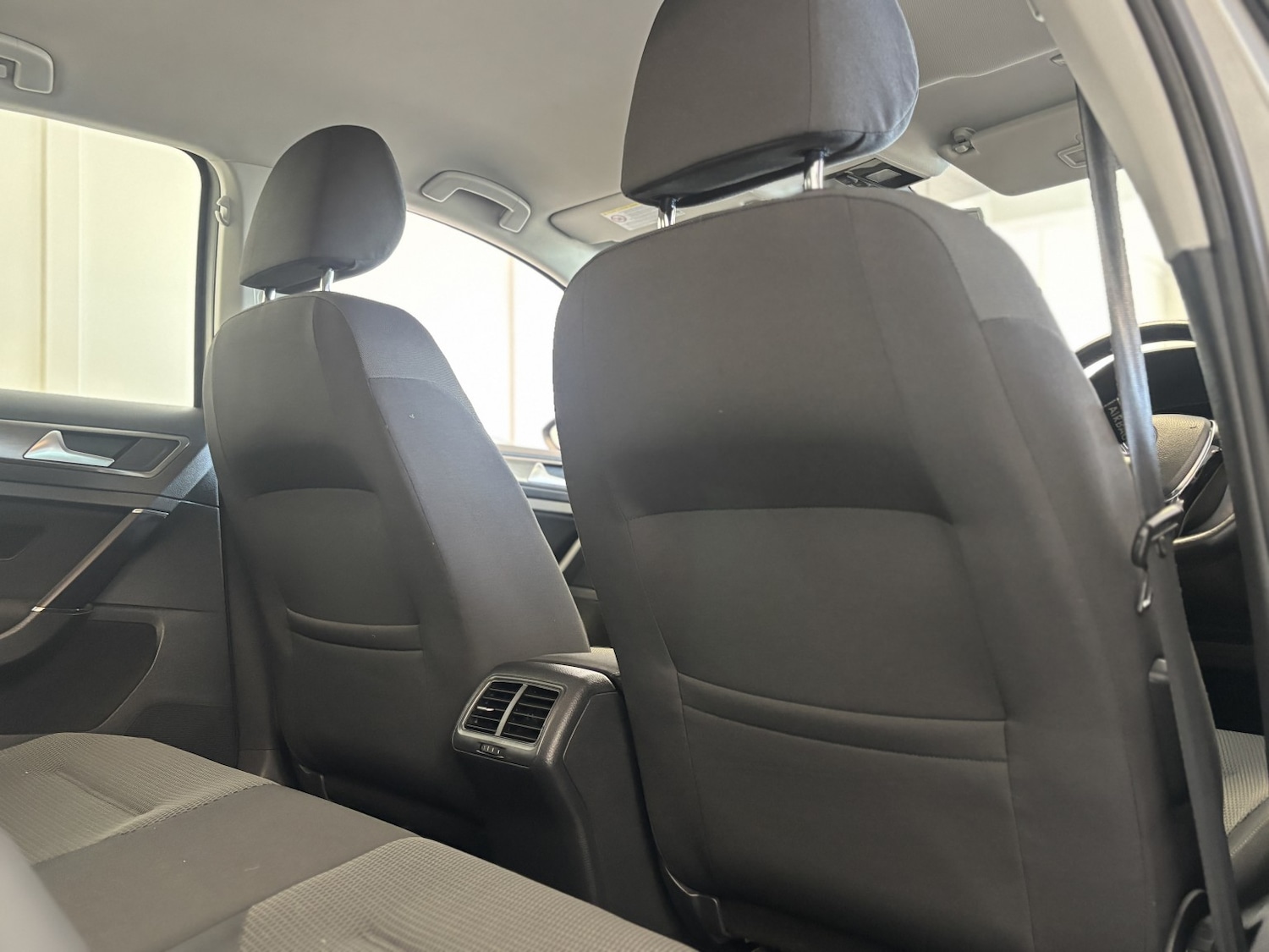 Used Volkswagen Golf 2013 for sale - 77953935: Photo 15