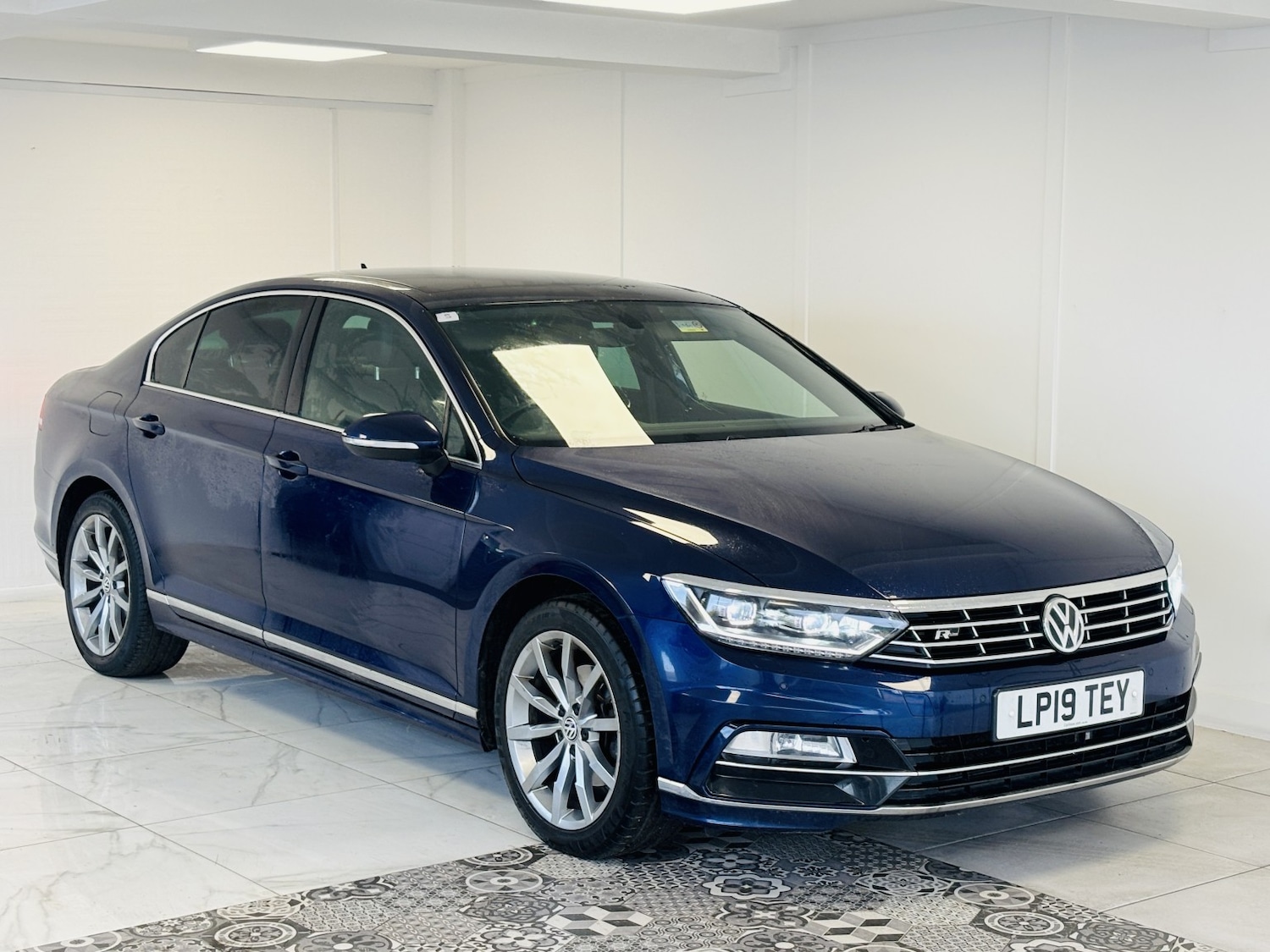 Used Volkswagen Passat 2019 for sale - 77251308: Photo 3
