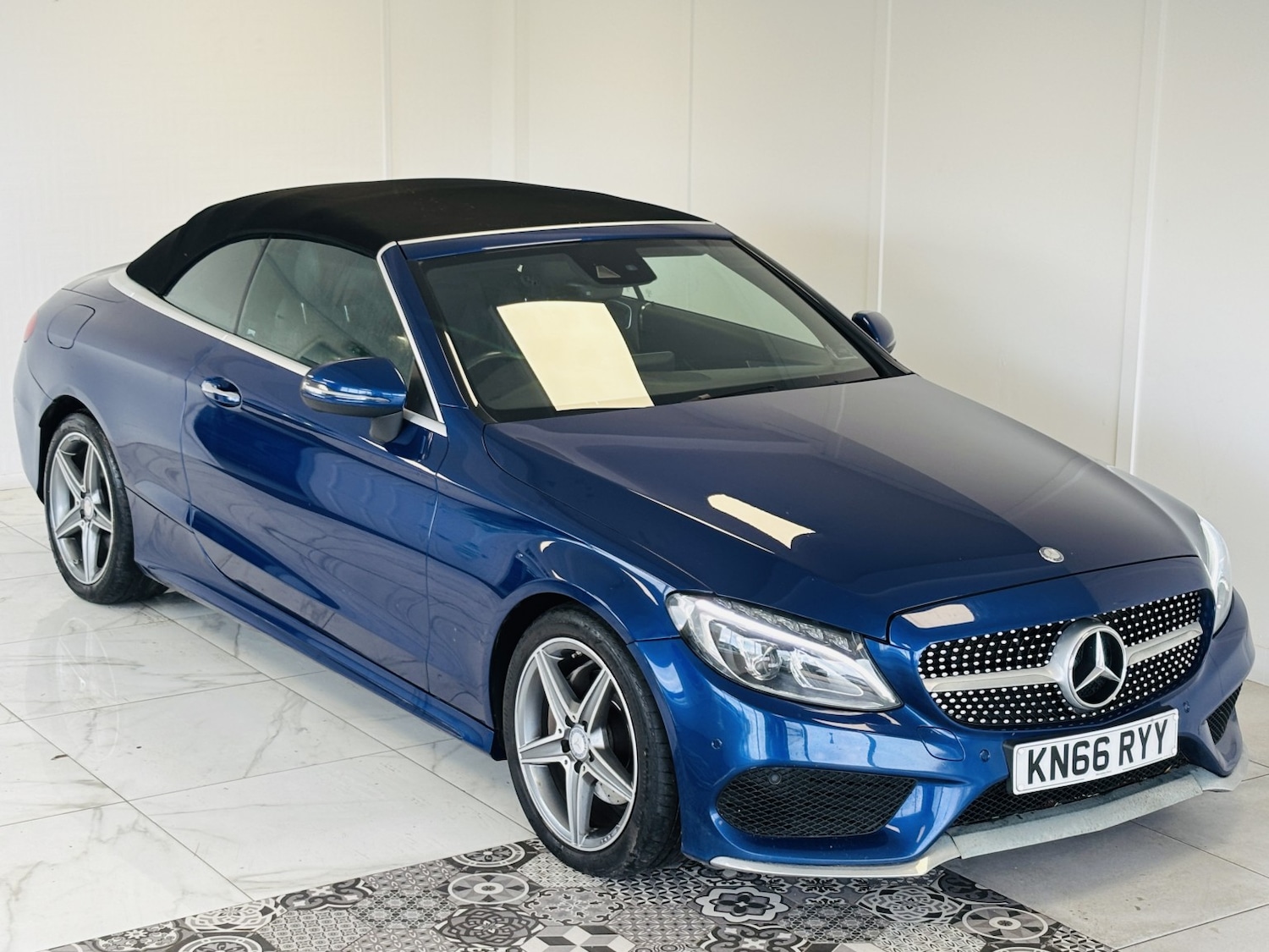 Used Mercedes-Benz C Class 2016 for sale - 77668570: Photo 3