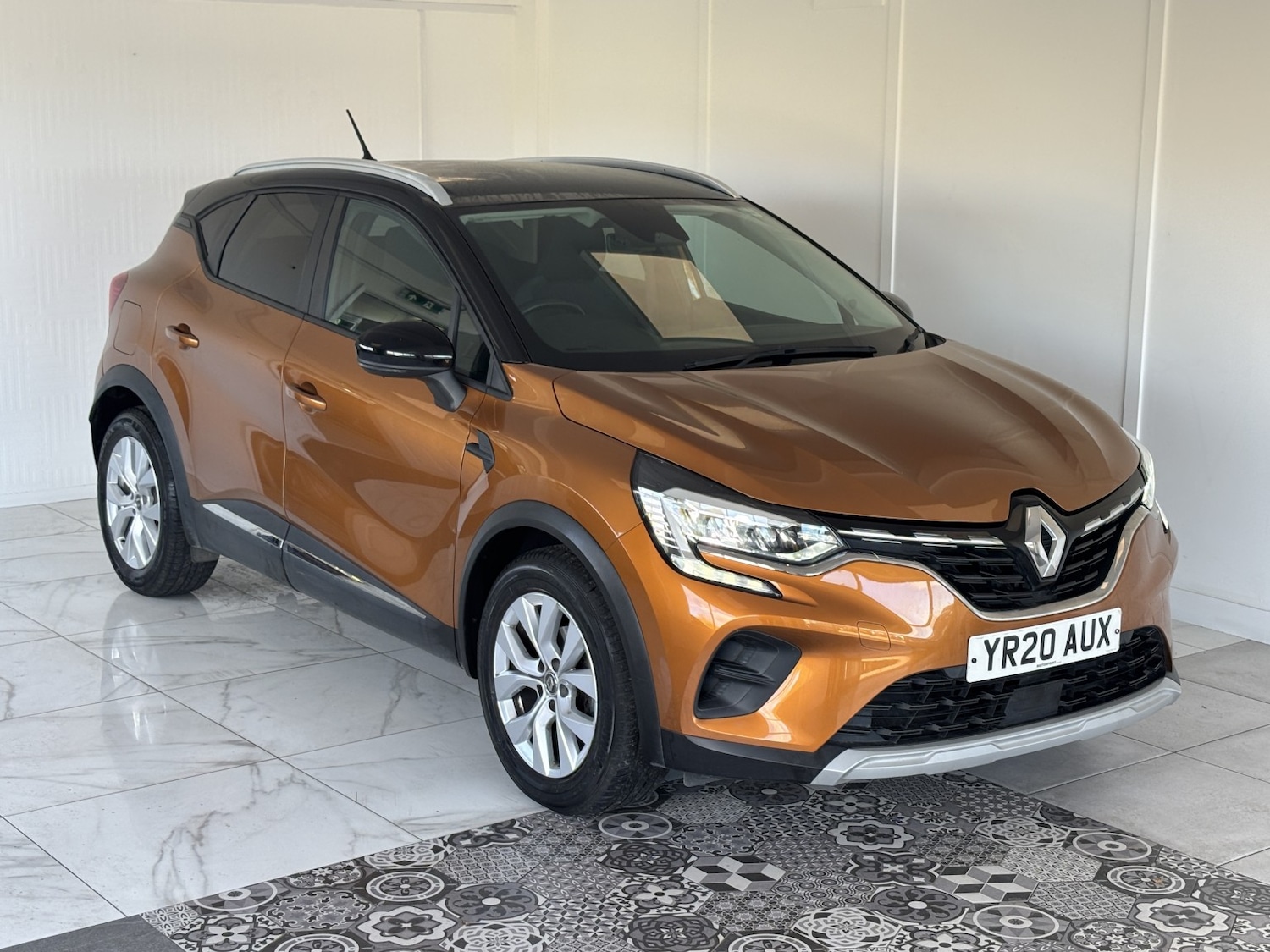 Used Renault Captur 2020 for sale - 77251316: Photo 3