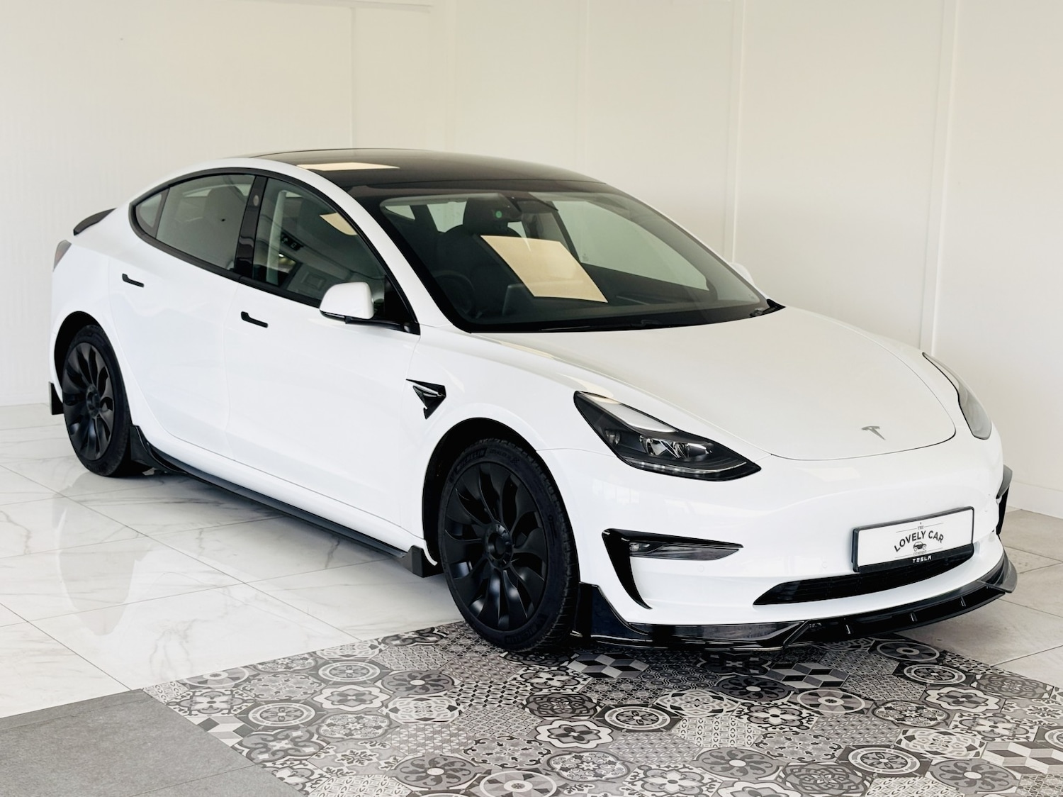 Used Tesla Model 3 2021 for sale - 77251321: Photo 4
