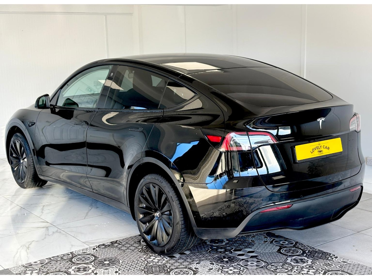Used Tesla Model Y 2024 for sale - 78070416: Photo 5