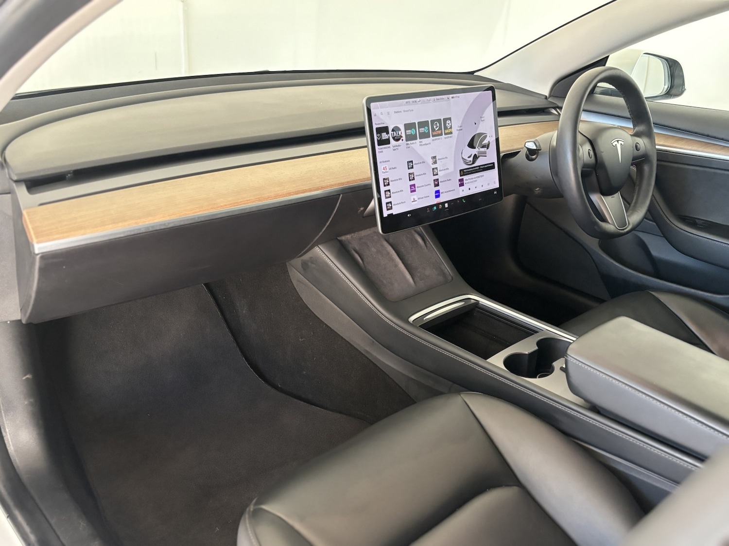 Used Tesla Model 3 2021 for sale - 77251296: Photo 24