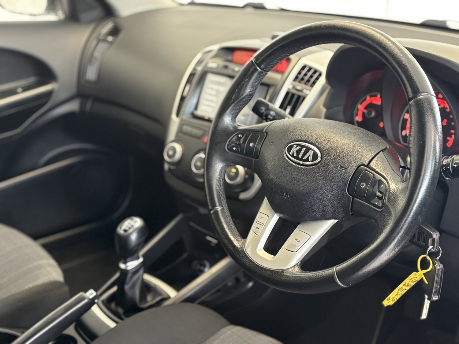 Used Kia Ceed 2011 for sale - 77494855: Photo 12