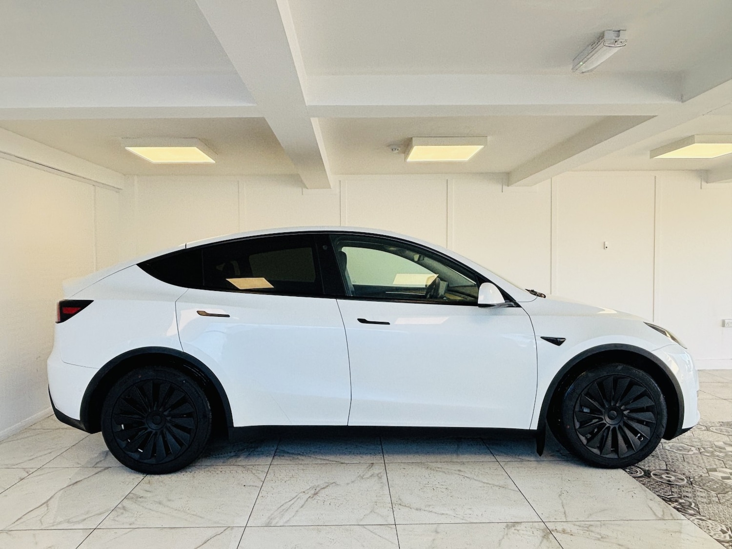 Used Tesla Model Y 2022 for sale - 77251318: Photo 8