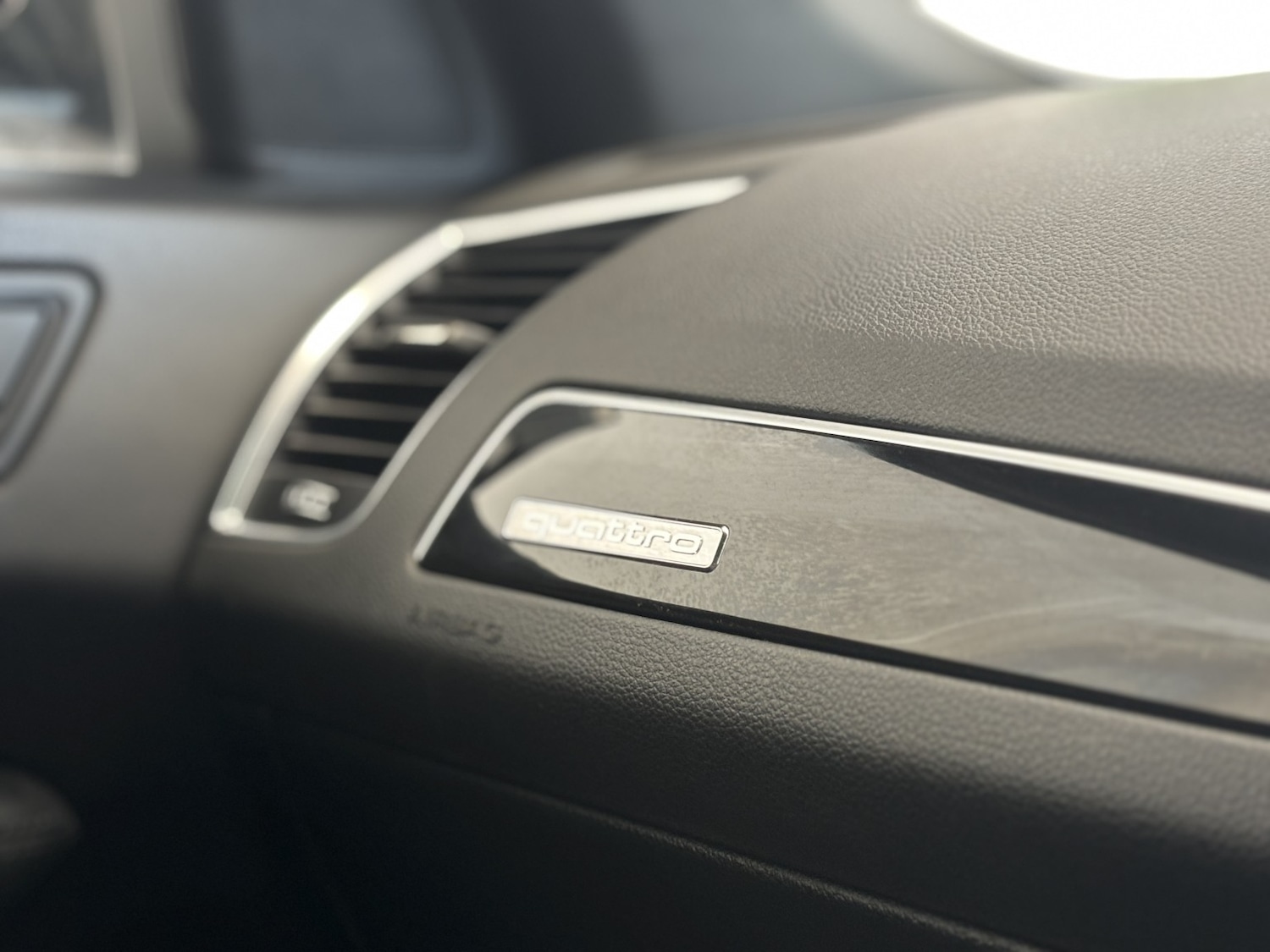 Used Audi Q5 2017 for sale - 78064186: Photo 25