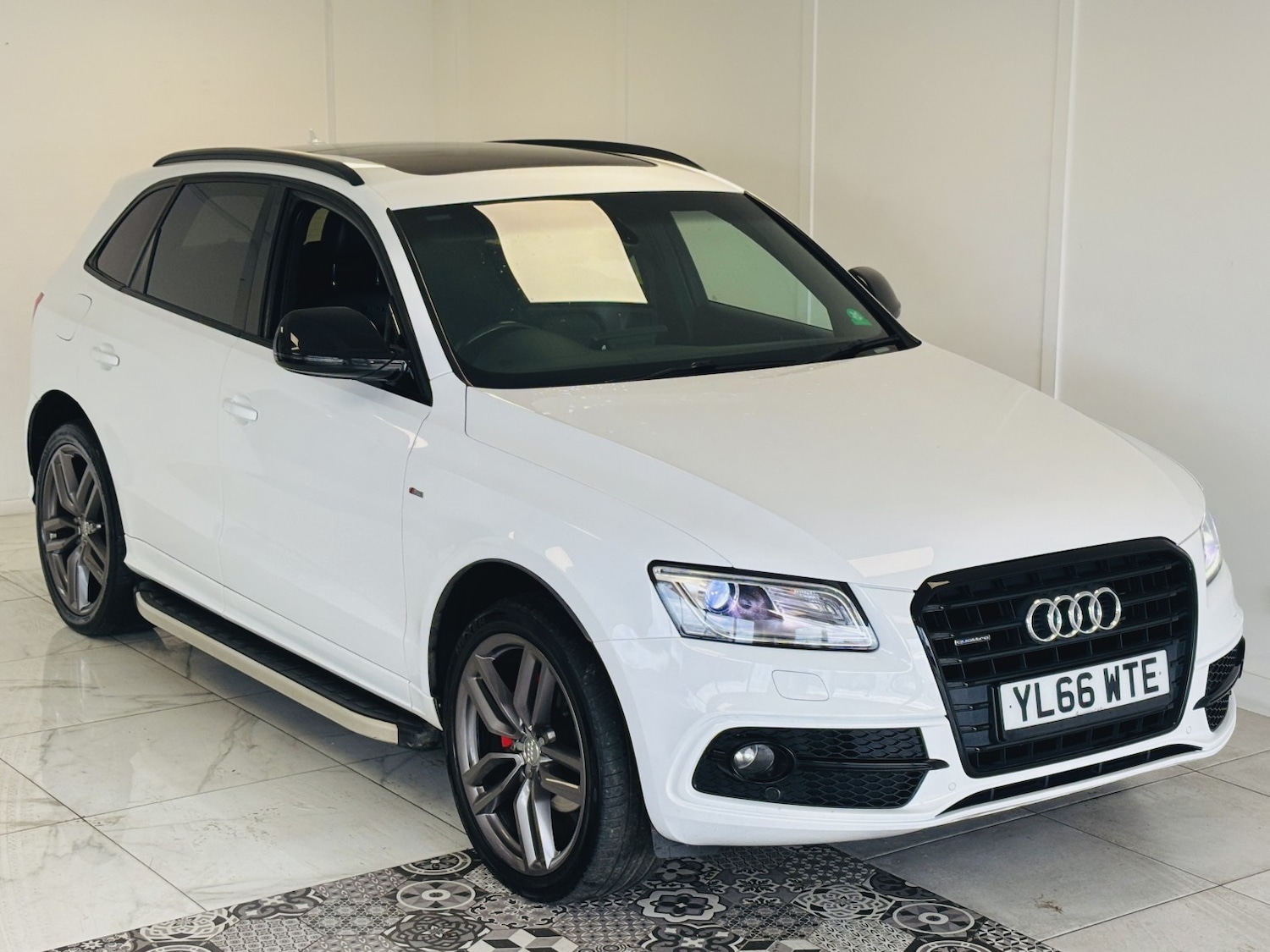 Used Audi Q5 2017 for sale - 78064186: Photo 3