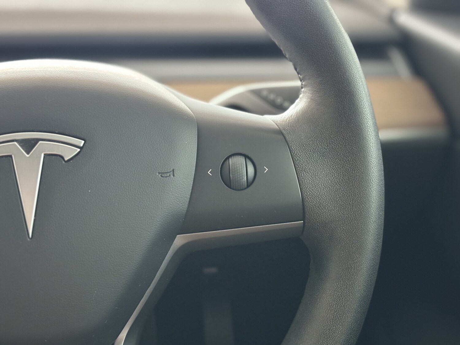 Used Tesla Model 3 2021 for sale - 77813180: Photo 23