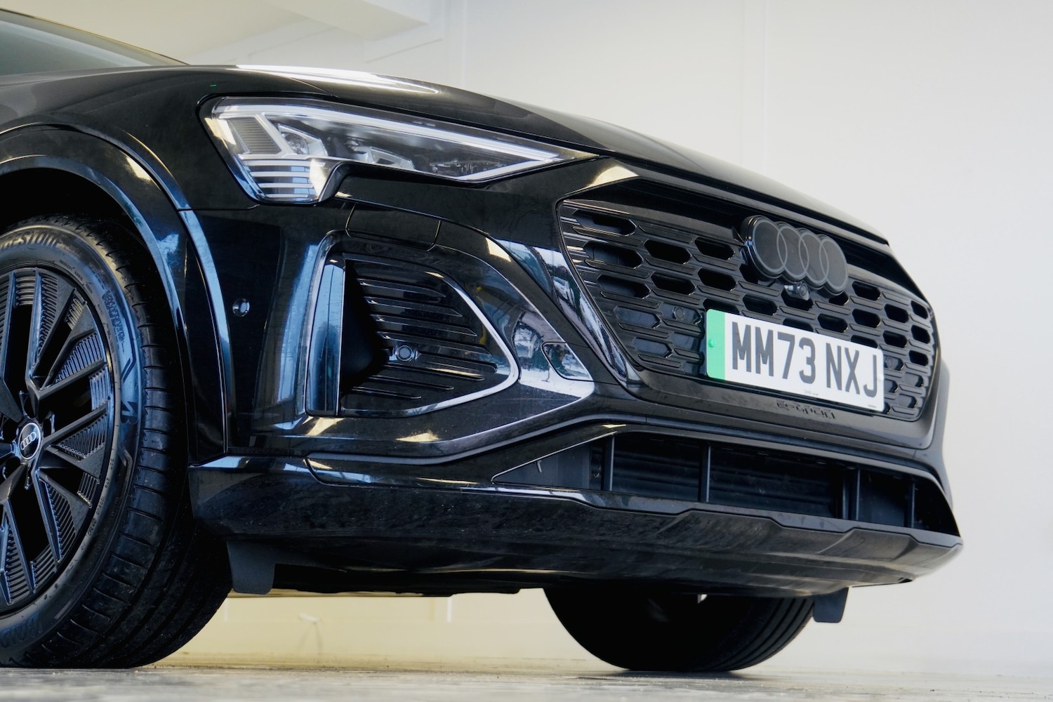 Used Audi Q8 2023 for sale - 77251323: Photo 10