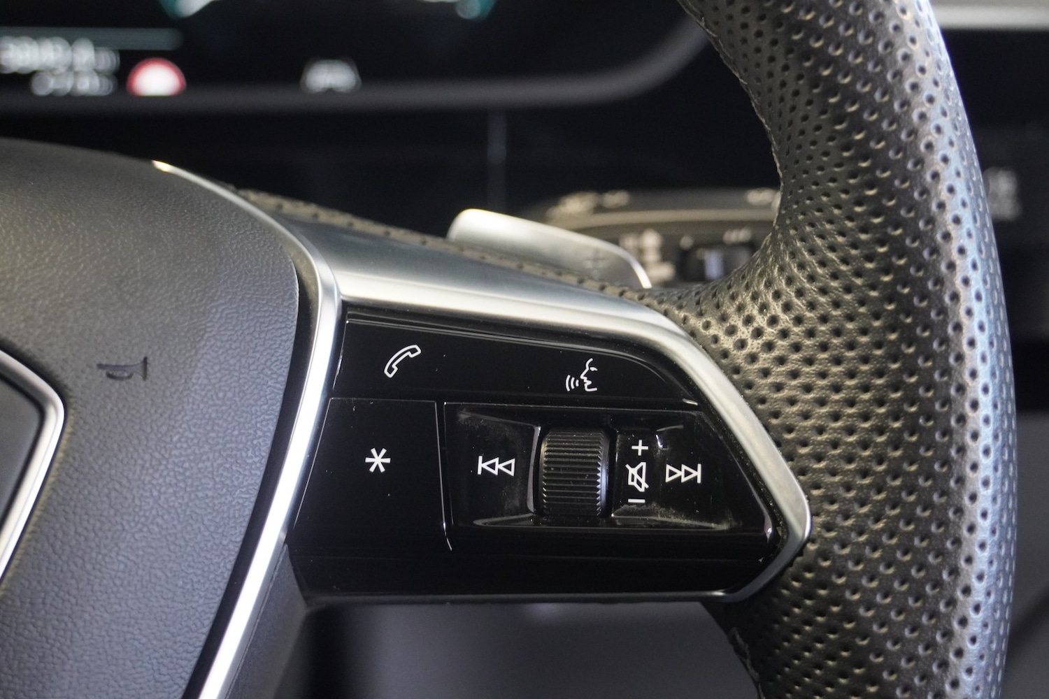 Used Audi Q8 2023 for sale - 77251323: Photo 26