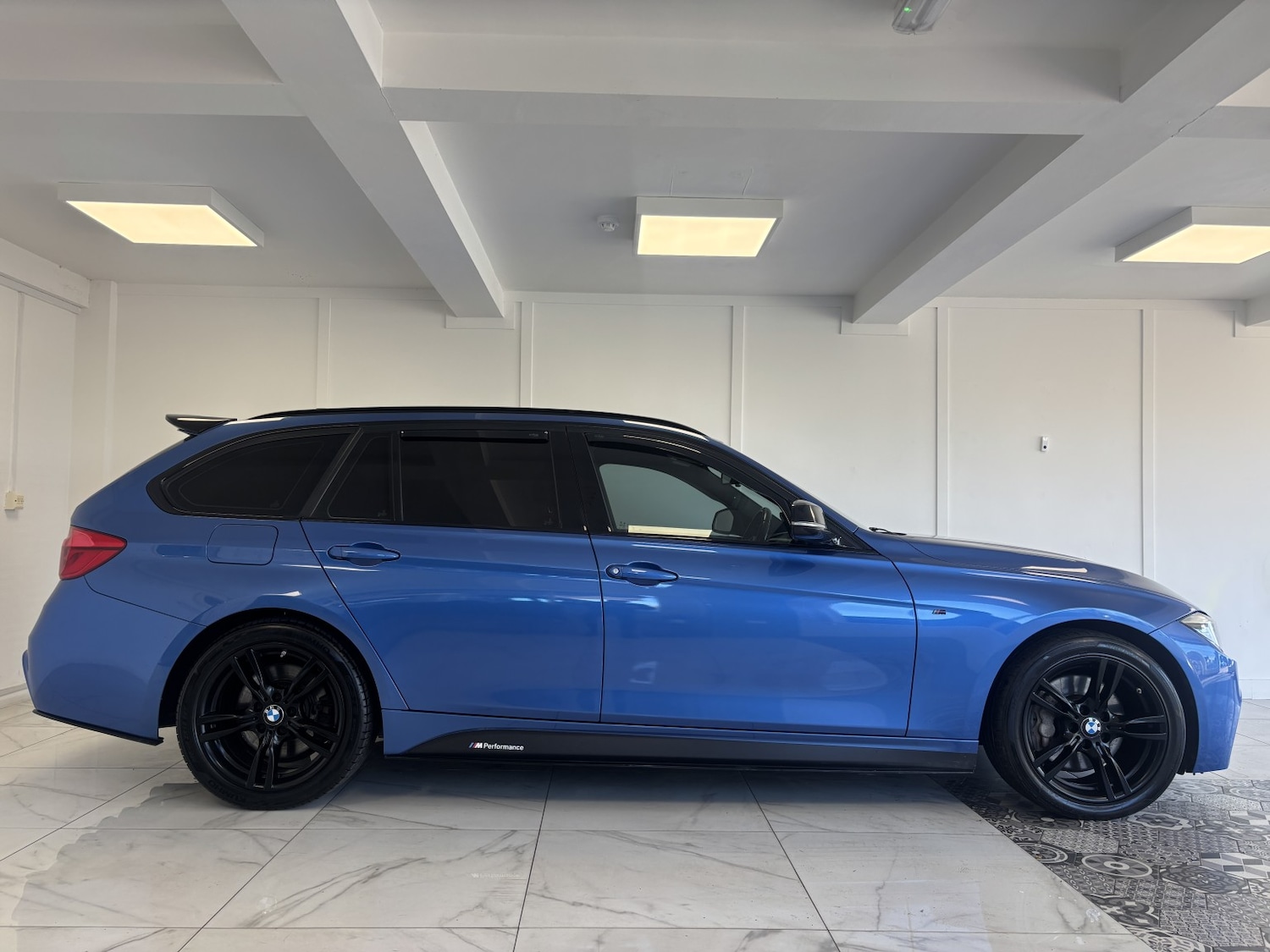 Used BMW 3 Series 2016 for sale - 77953885: Photo 9