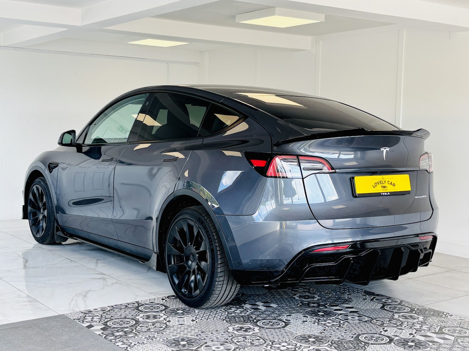 Used Tesla Model Y 2022 for sale - 77954064: Photo 8