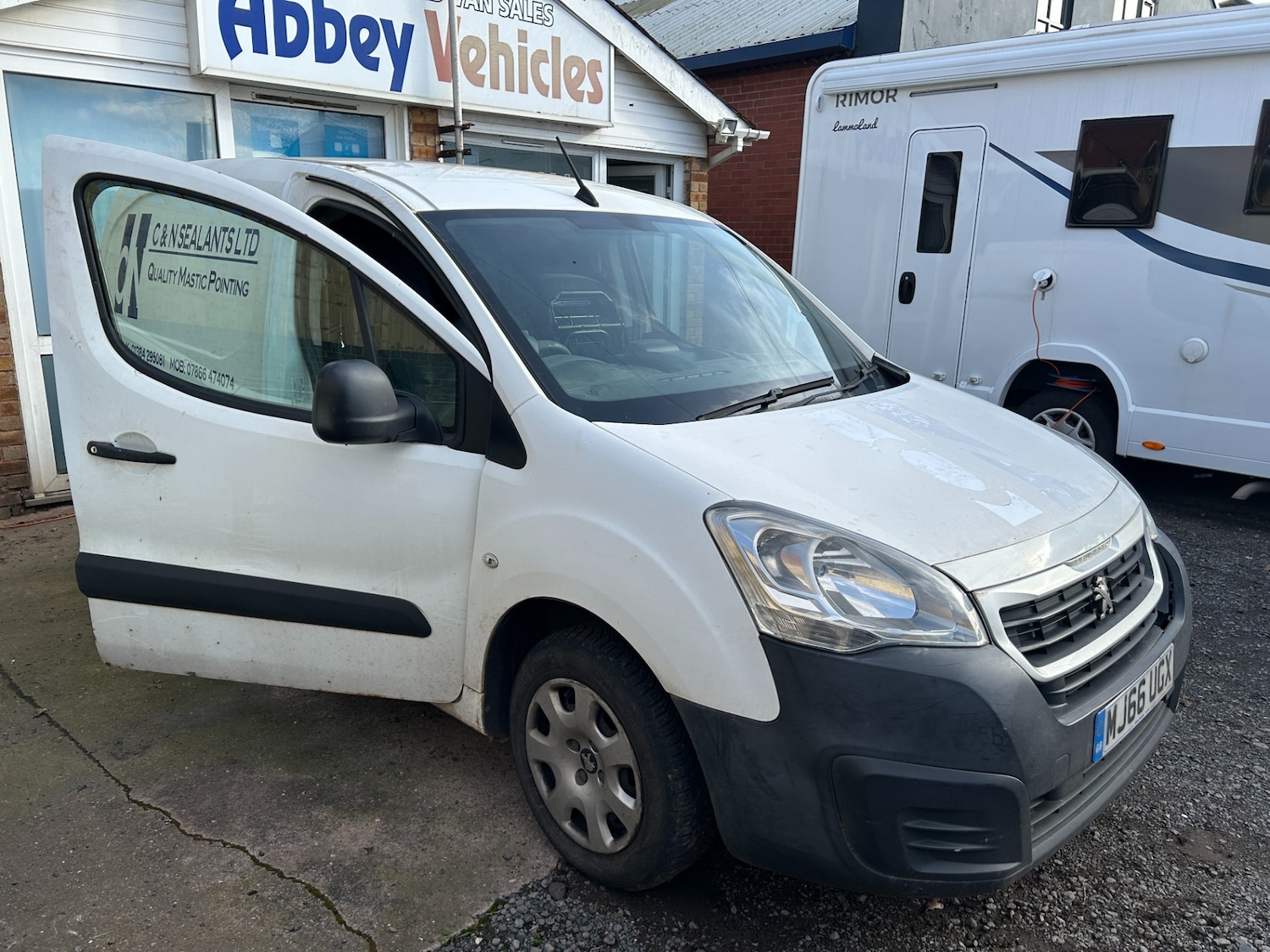 Used Peugeot Partner 2016 for sale - 77653029: Photo 3