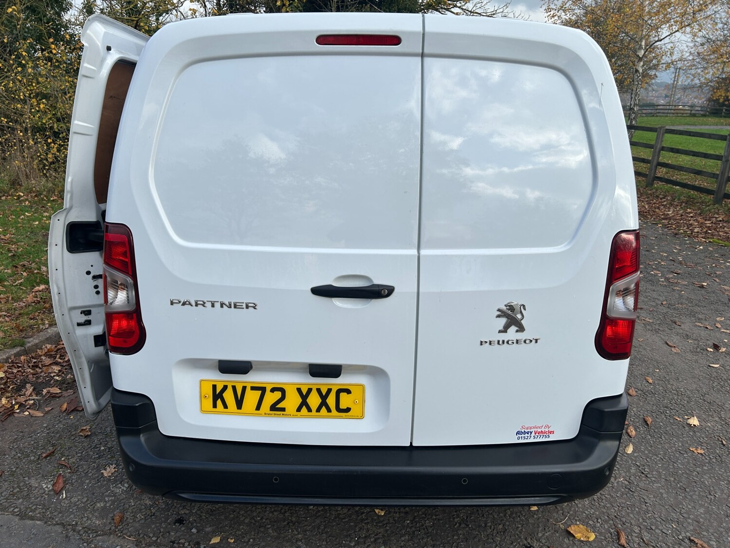 Used Peugeot Partner 2022 for sale - 76506097: Photo 8