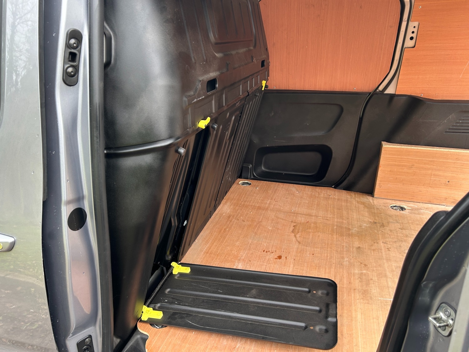 Used Peugeot Partner 2022 for sale - 77581010: Photo 37