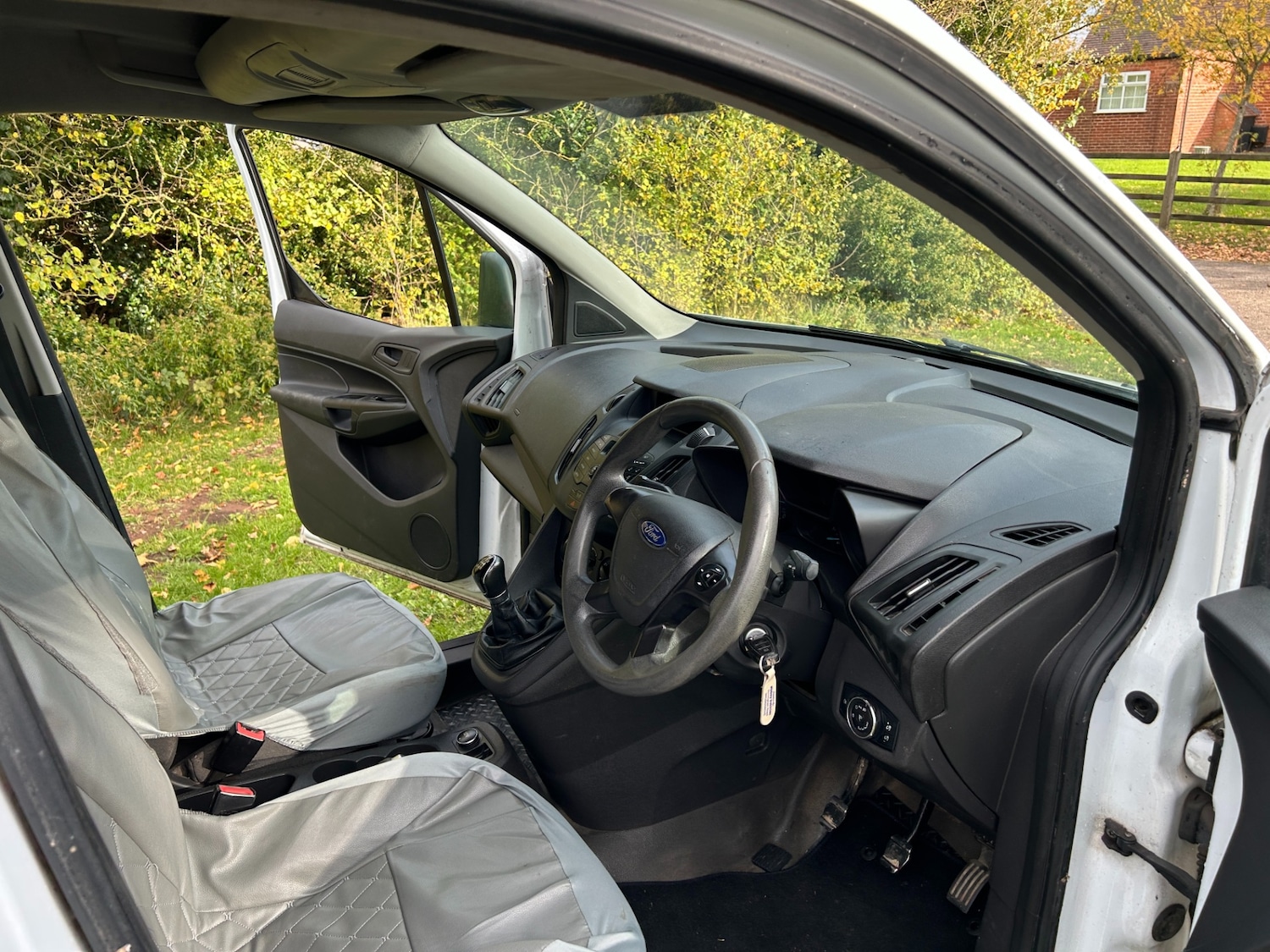 Used Ford Transit Connect 2014 for sale - 76366329: Photo 19