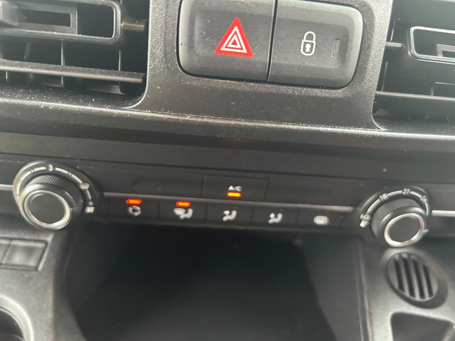 Used Peugeot Partner 2022 for sale - 76541657: Photo 14