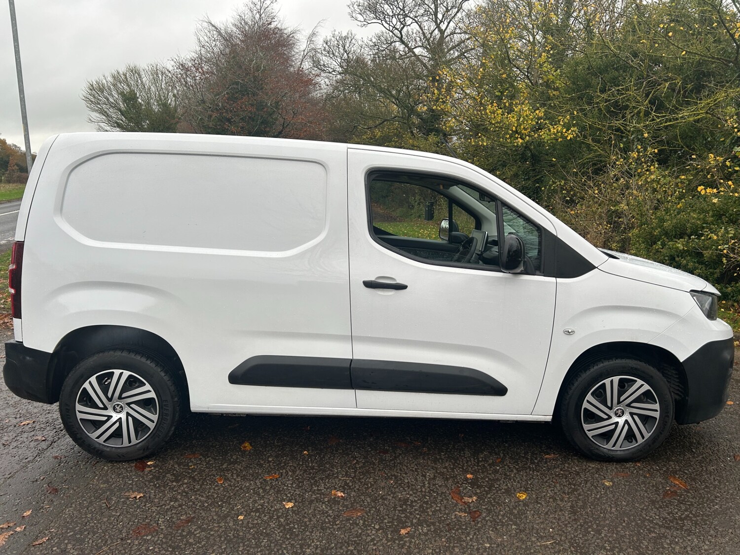 Used Peugeot Partner 2022 for sale - 76541657: Photo 5