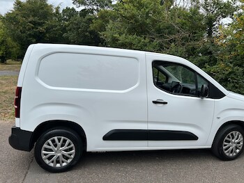 Used Citroen Berlingo 2022 for sale - 75640049: Photo