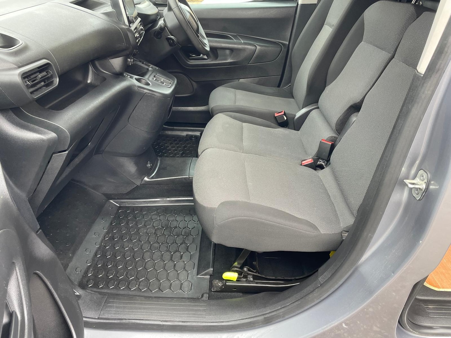 Used Peugeot e-Partner 2022 for sale - 77640217: Photo 26