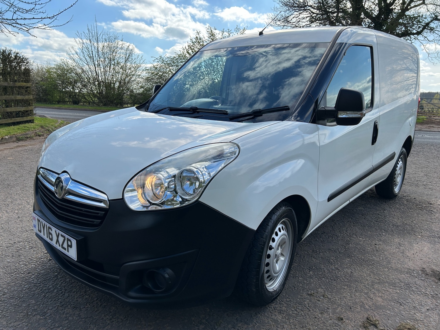 Used Vauxhall Combo 2016 for sale - 78121672: Photo 2