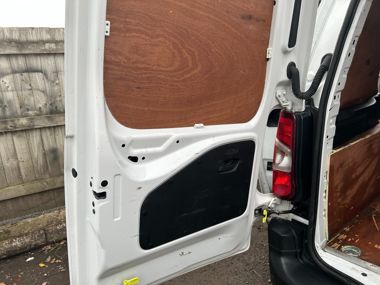 Used Peugeot Partner 2022 for sale - 76450495: Photo 23