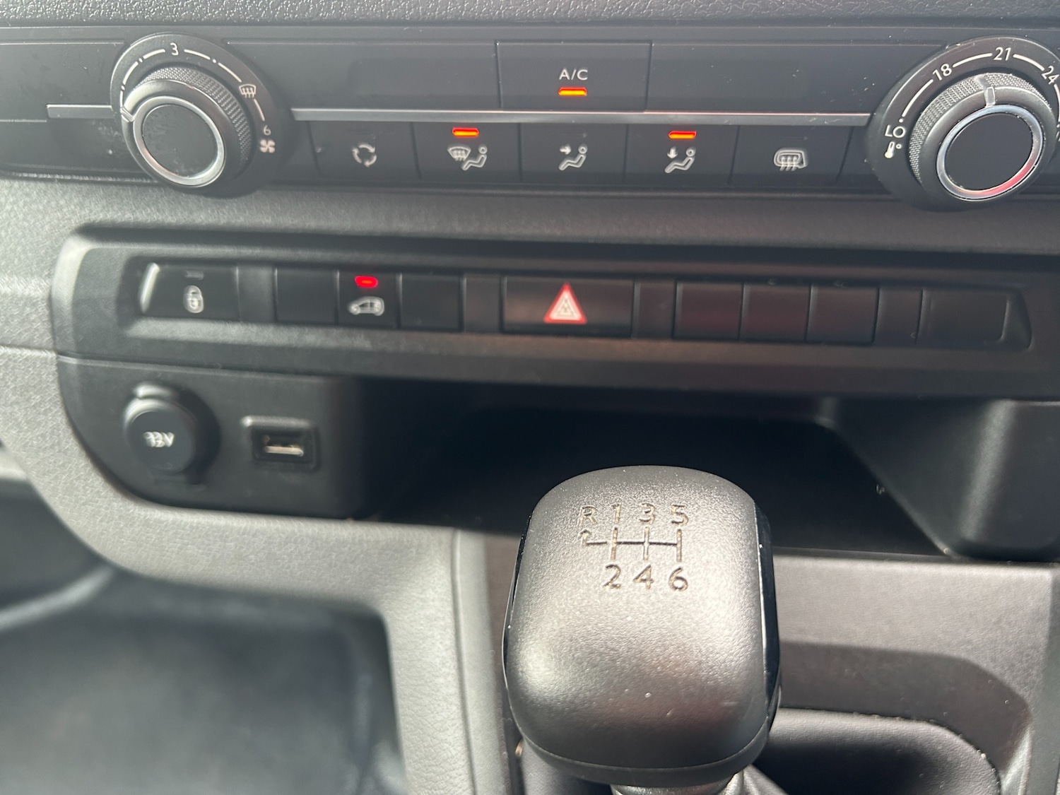 Used Vauxhall Vivaro 2022 for sale - 78178060: Photo 24