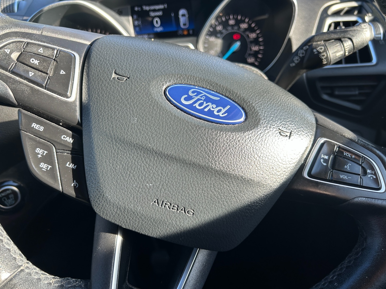 Used Ford Kuga 2018 for sale - 76791935: Photo 19