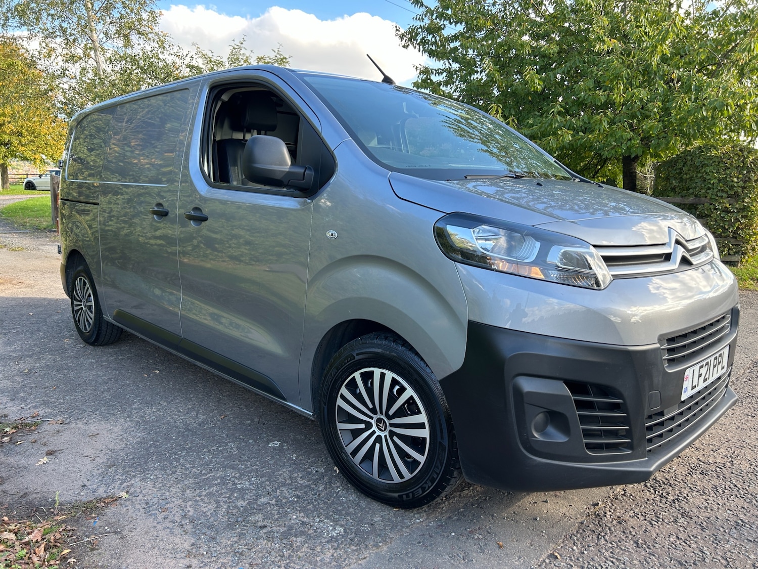 Used Citroen Dispatch 2021 for sale - 76127529: Photo 1