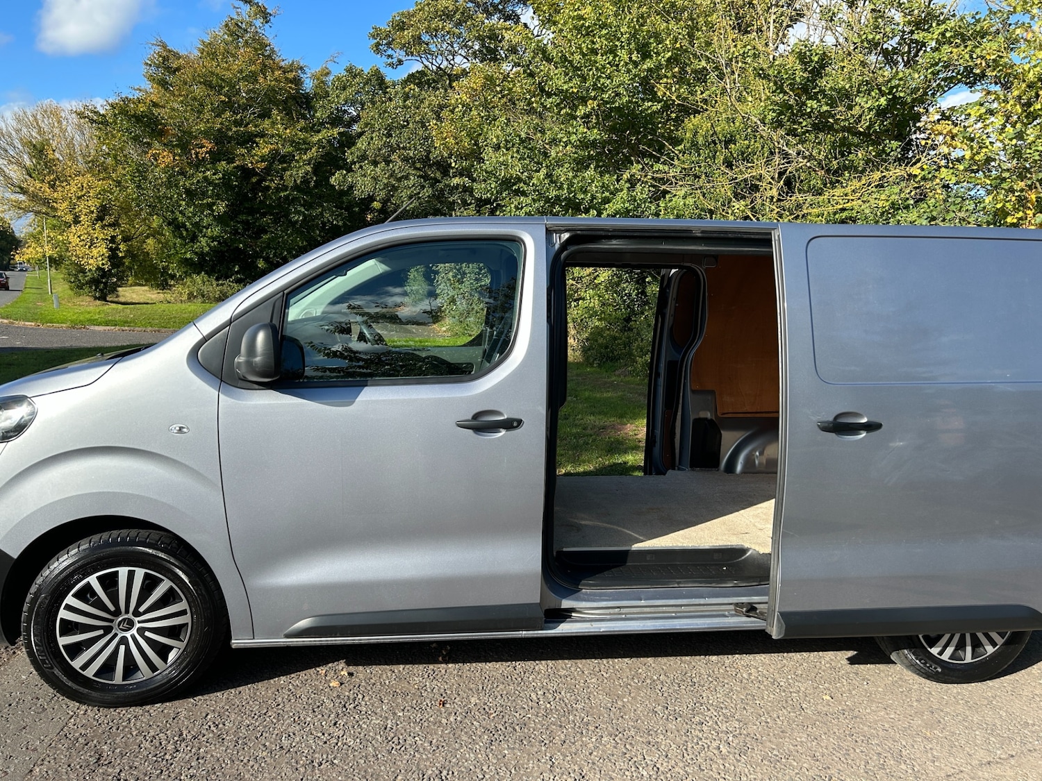 Used Citroen Dispatch 2021 for sale - 76127529: Photo 11
