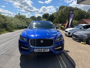 Used Jaguar F-Pace 2018 for sale - 78856196: Photo