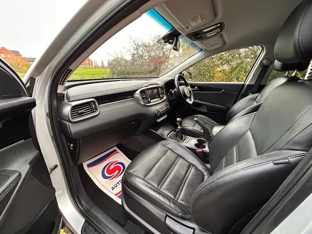 Used Kia Sorento 2017 for sale - 76558990: Photo 12