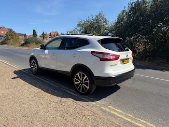 Used Nissan Qashqai 2014 for sale - 79375818: Photo