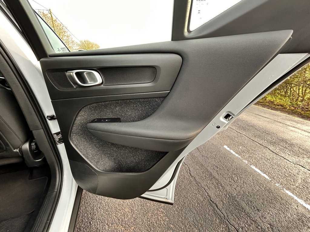 Used Volvo XC40 2021 for sale - 77193408: Photo 21