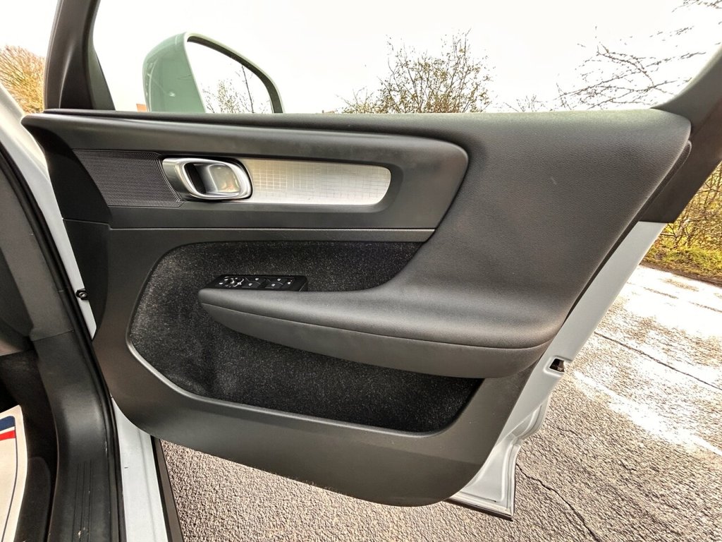 Used Volvo XC40 2021 for sale - 77193408: Photo 26