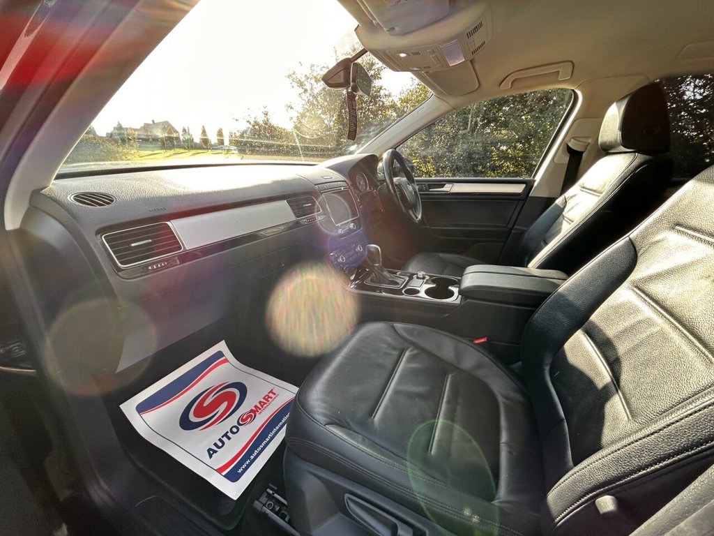 Used Volkswagen Touareg 2016 for sale - 76132638: Photo 12