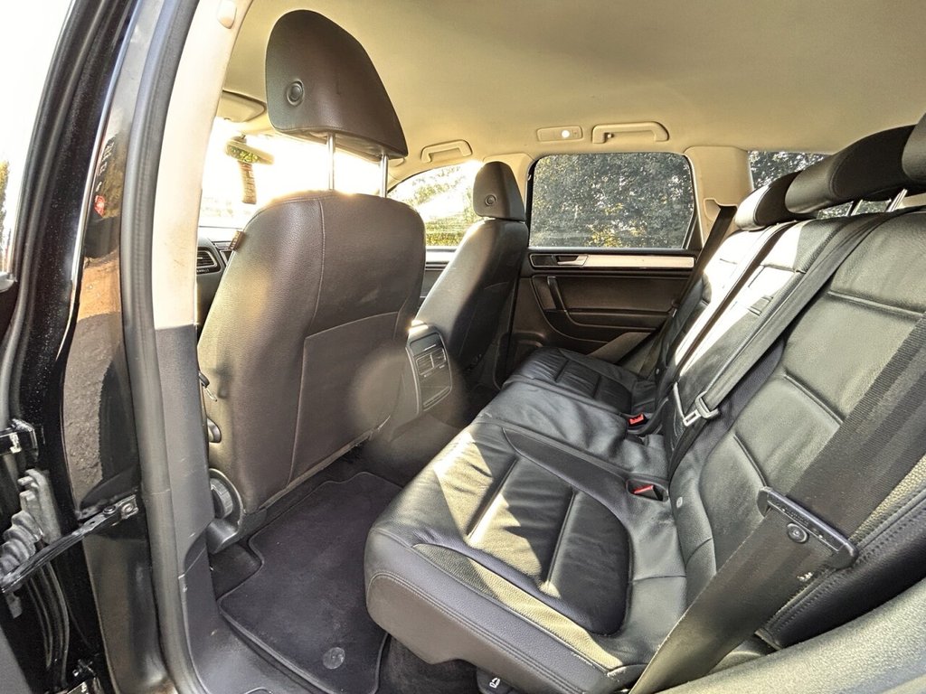 Used Volkswagen Touareg 2016 for sale - 76132638: Photo 15