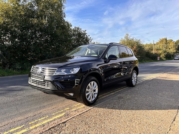 Used Volkswagen Touareg 2016 for sale - 76132638: Photo 1