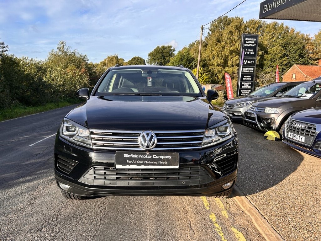 Used Volkswagen Touareg 2016 for sale - 76132638: Photo 2