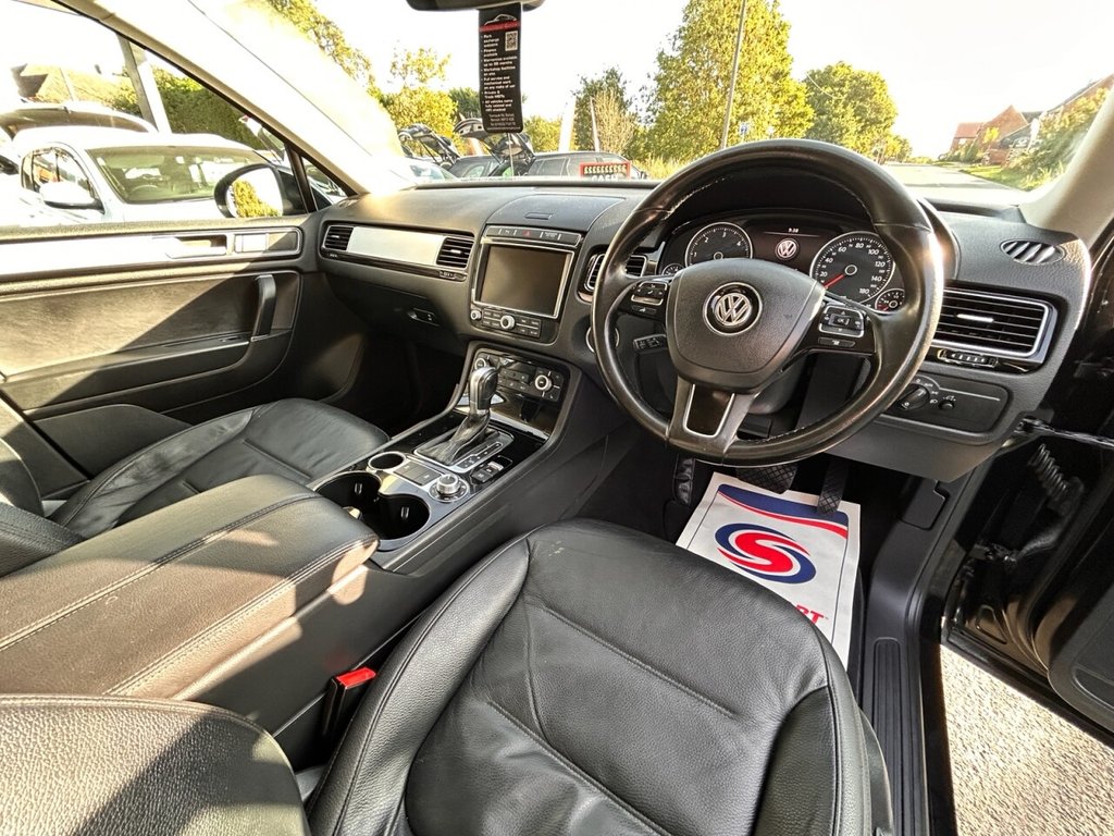 Used Volkswagen Touareg 2016 for sale - 76132638: Photo 22